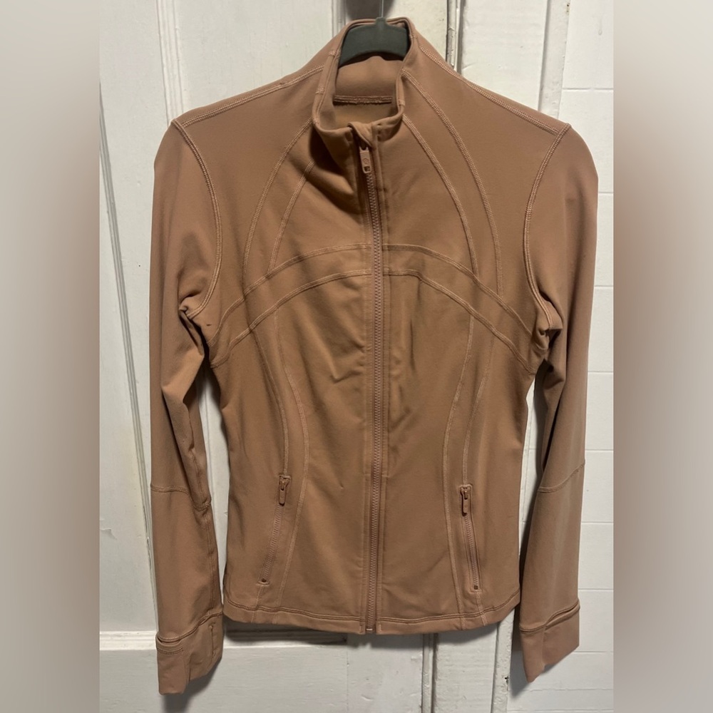 Lululemon Taupe size 8 Define Jacket like new